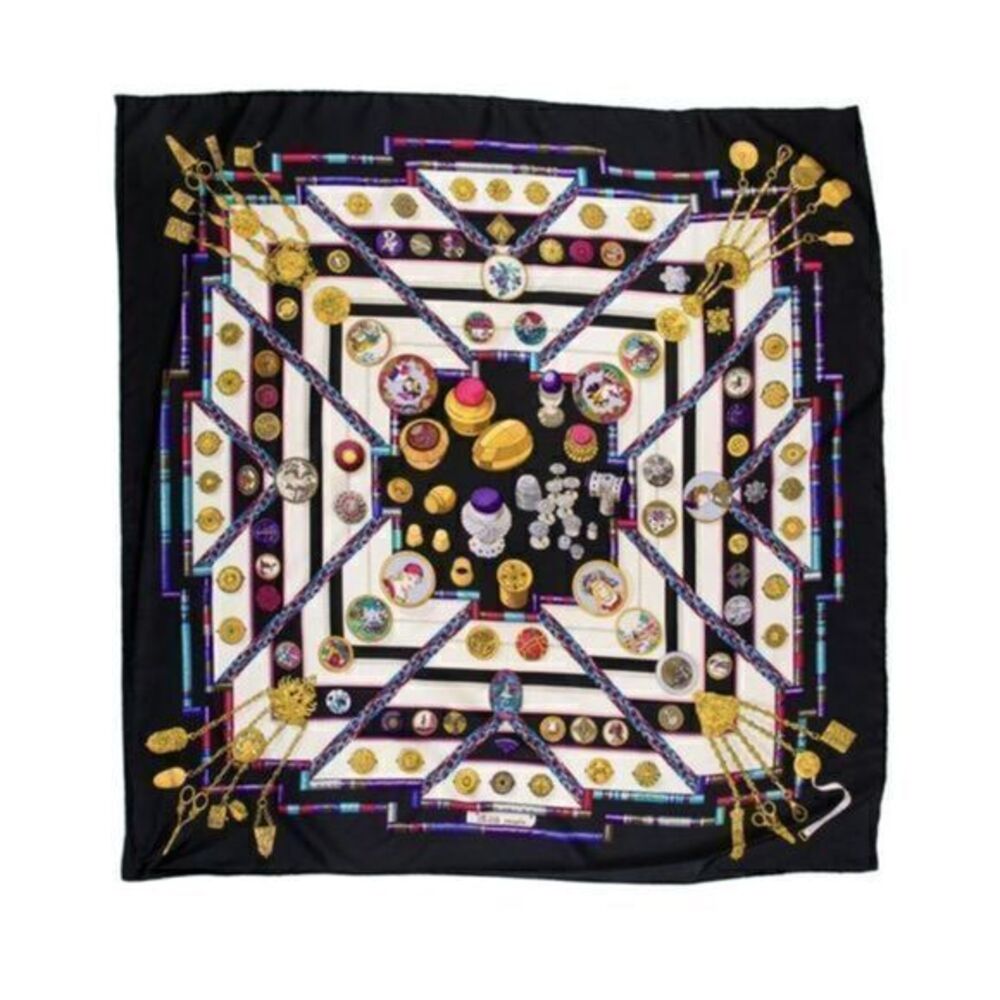HERMÈS Ladies Petite Black Motif Silk Scarf EUC 90cm